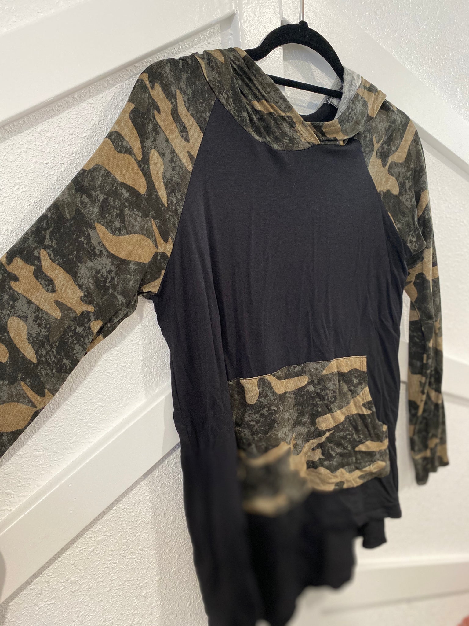 Light Weight Camo Top
