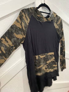 Light Weight Camo Top