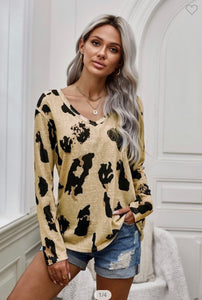 The Leopard Light Weight Top