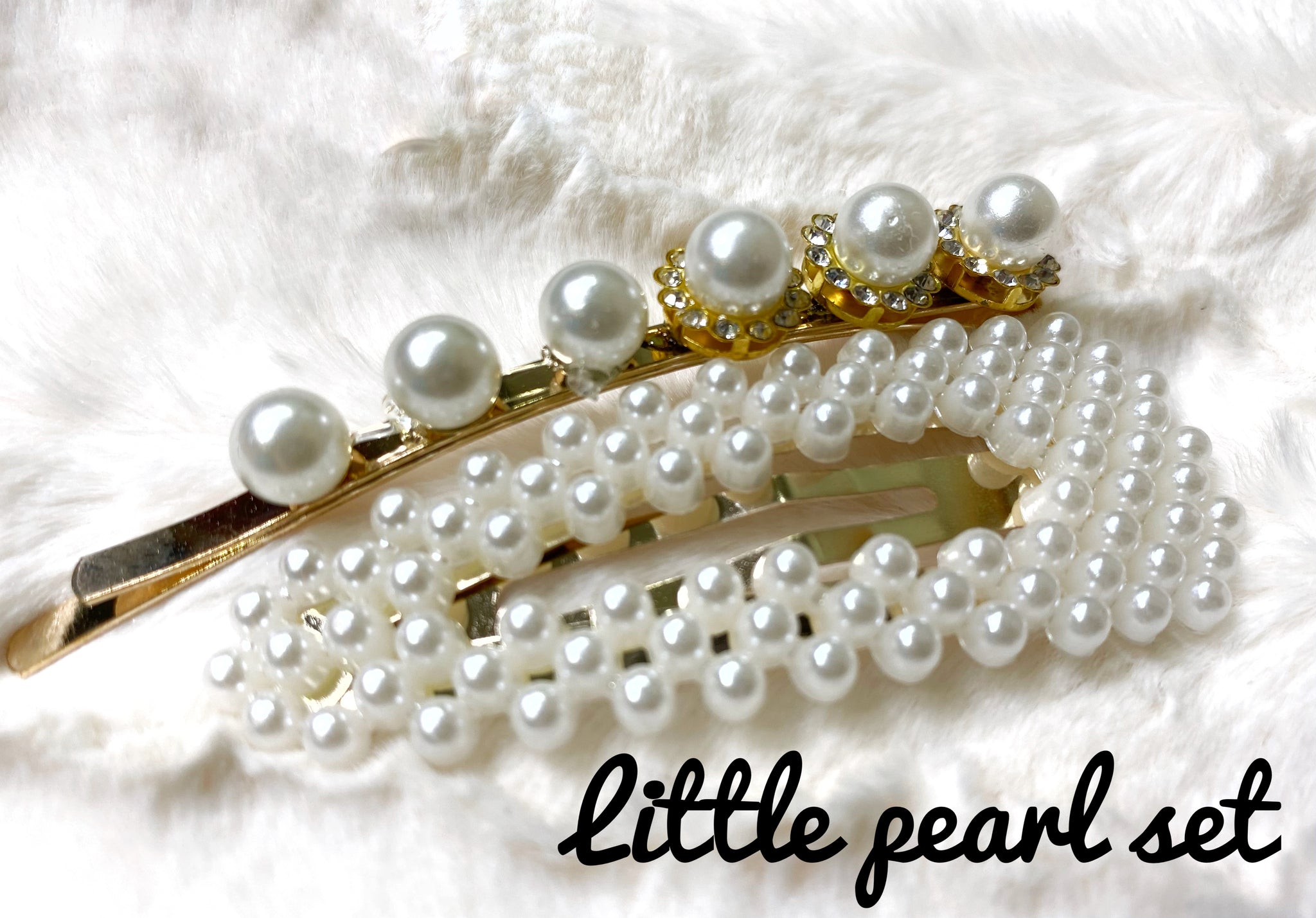 Little pearl hair clip set