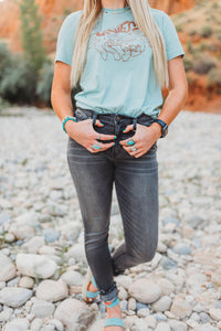 Gray kan can jeans
