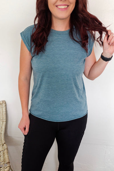 Teal workout high low muscle tee