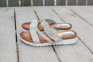 The Ultra Comfy - Silver Glitter Sandals