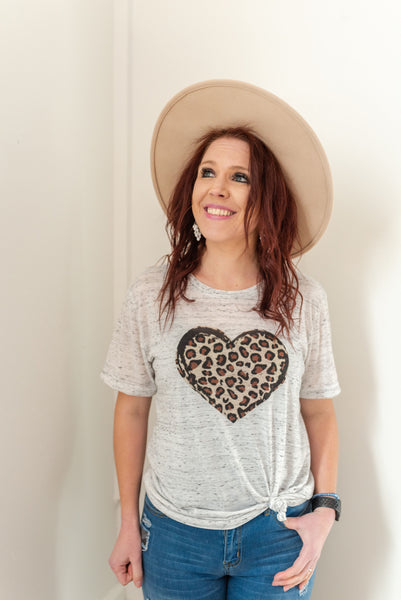 White fleck Leopard heart graphic tee shirt